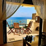 Seaside Apartment *