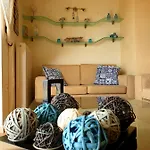 Seaside Apartment *