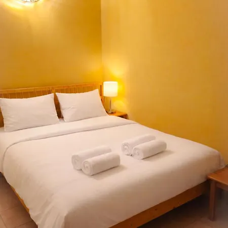 Appartement Seaside - Deluxe Sea View Penthouse Jacuzzi-bbq&groundfloor Garden View *