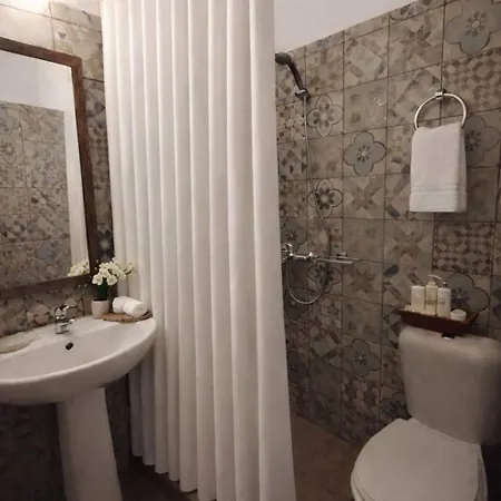 Seaside - Deluxe Sea View Penthouse Jacuzzi-bbq&groundfloor Garden View Appartement